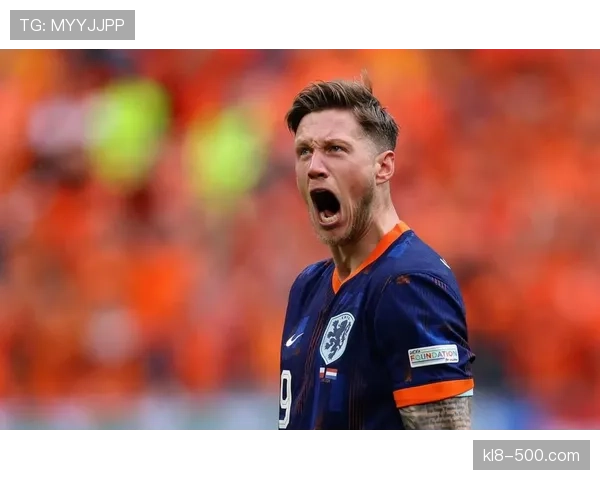 津门虎豪梅·格劳与科尔多瓦加盟,中场重组打破原有传控轮换节奏